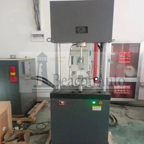 韌帶假體動態(tài)拉伸疲勞試驗機(jī)